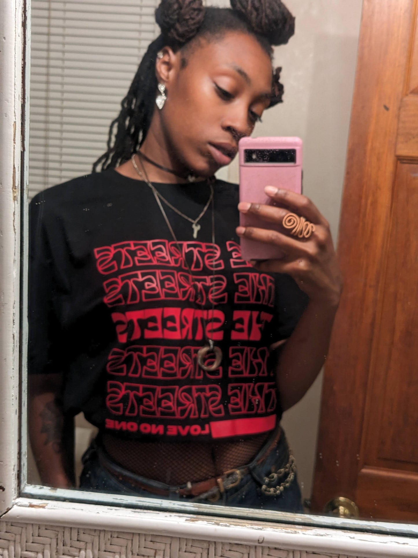 Camiseta 'Streets' de Rebellious1